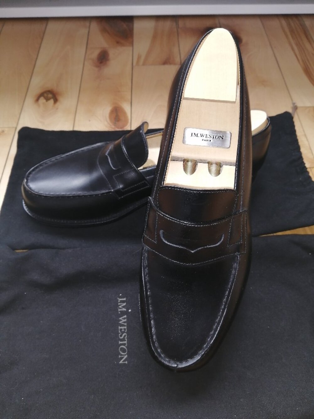 BRAND NEW PAIR OF JM WESTON BLACK LOAFER